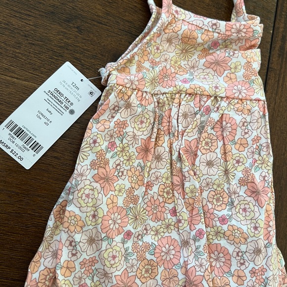 Carter’s Onesie - Picture 2 of 2
